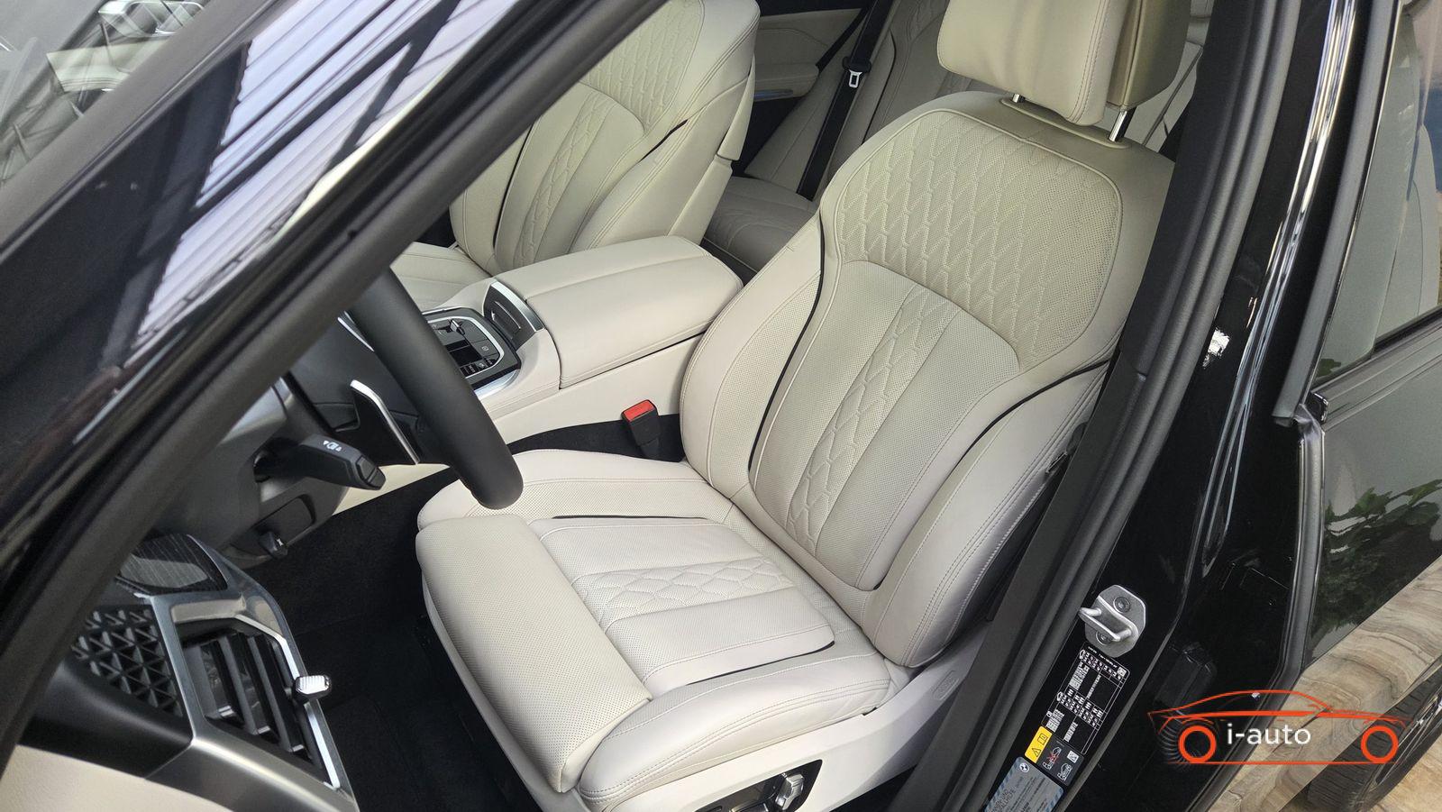 BMW X5 2025 na predaj – fotografia 15