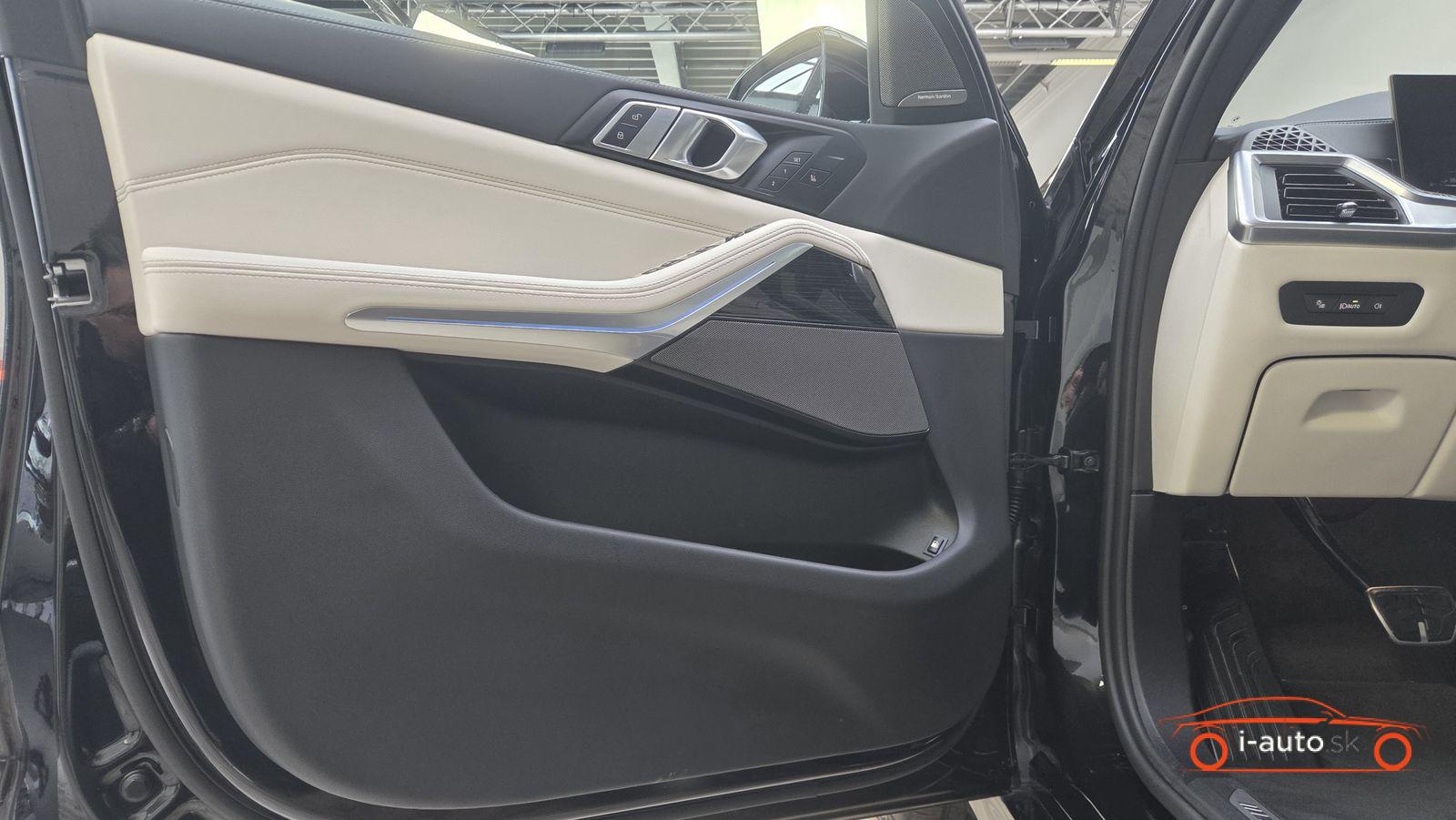 BMW X5 2025 na predaj – fotografia 17