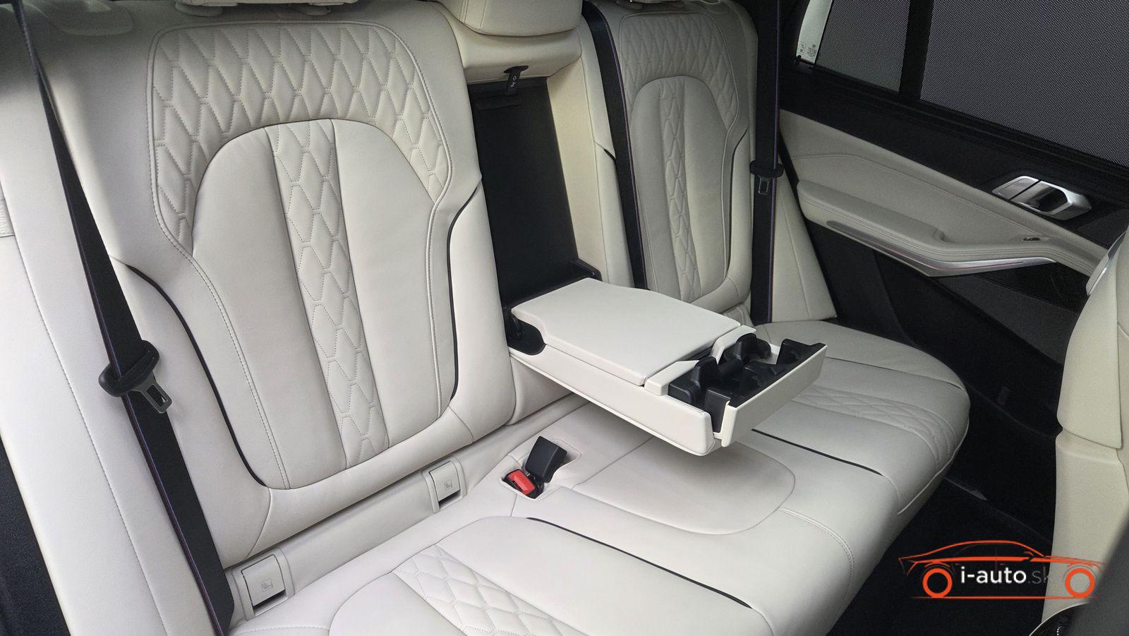 BMW X5 2025 na predaj – fotografia 28
