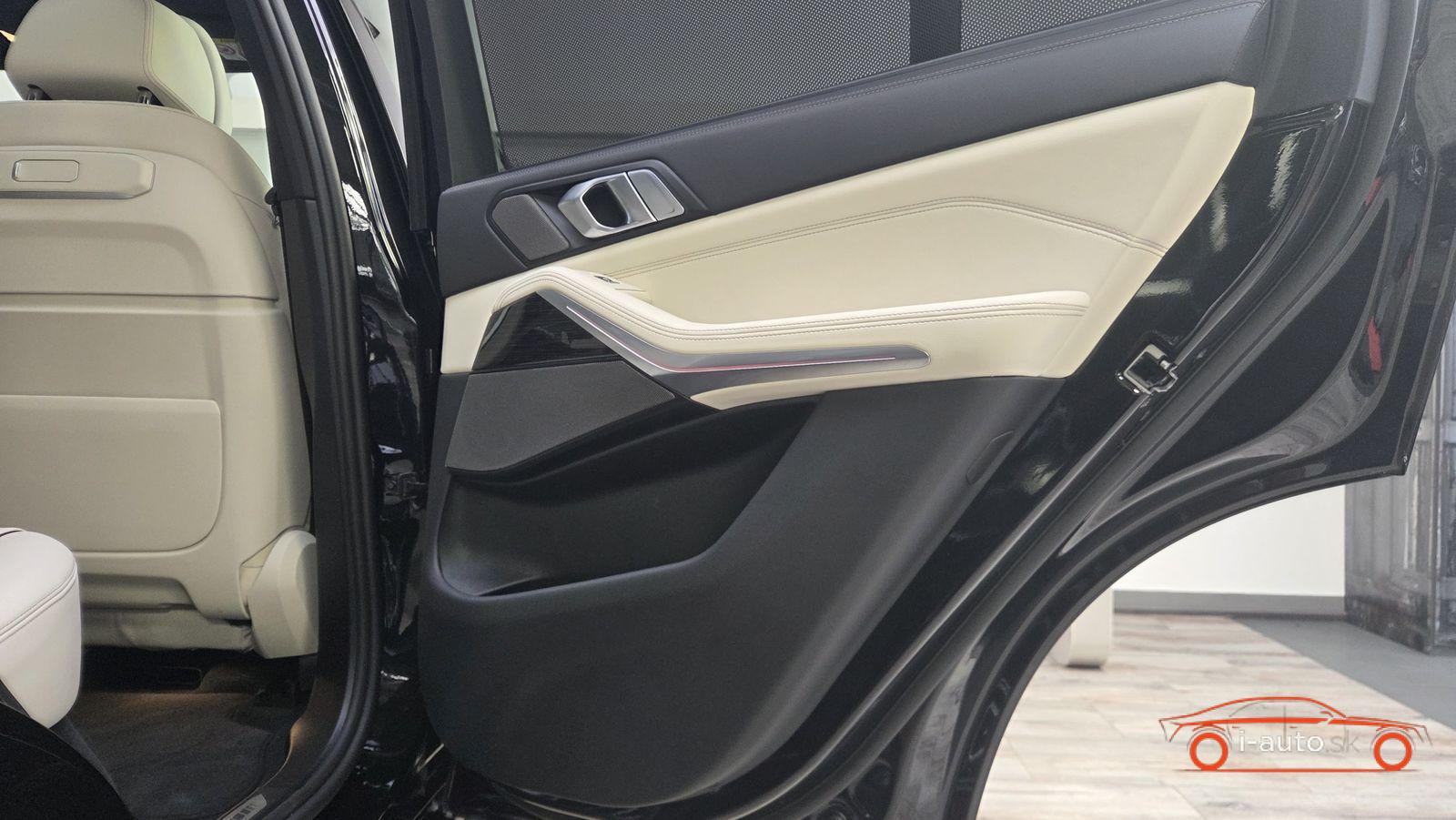 BMW X5 2025 na predaj – fotografia 30