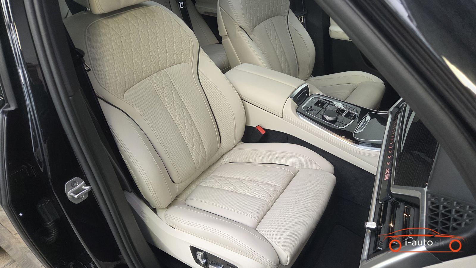 BMW X5 2025 na predaj – fotografia 35