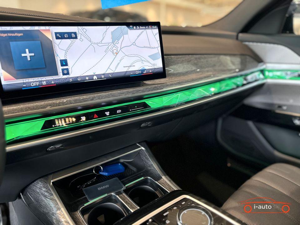 BMW i7 2025 na predaj – fotografia 16
