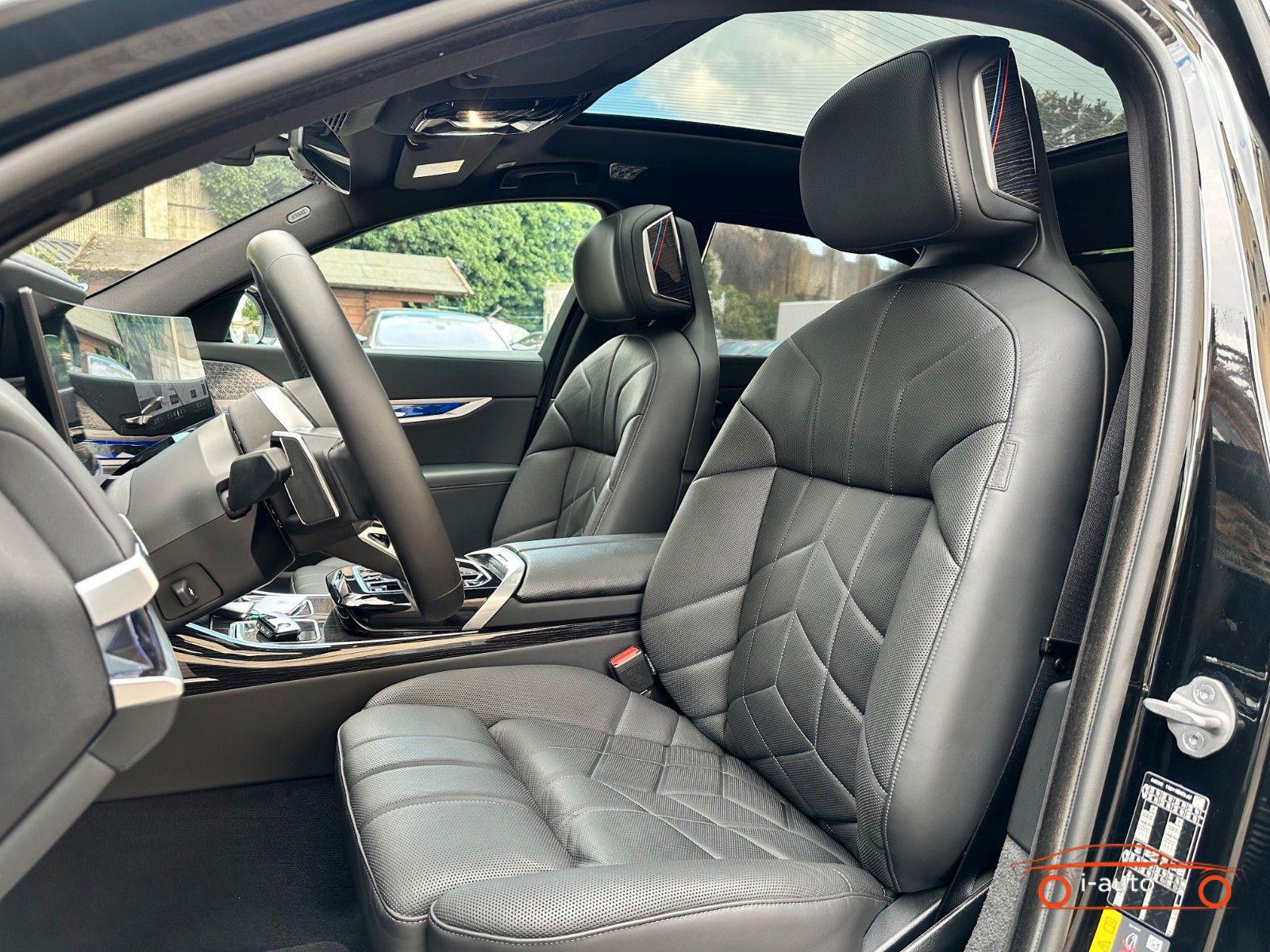 BMW i7 2023 na predaj – fotografia 5