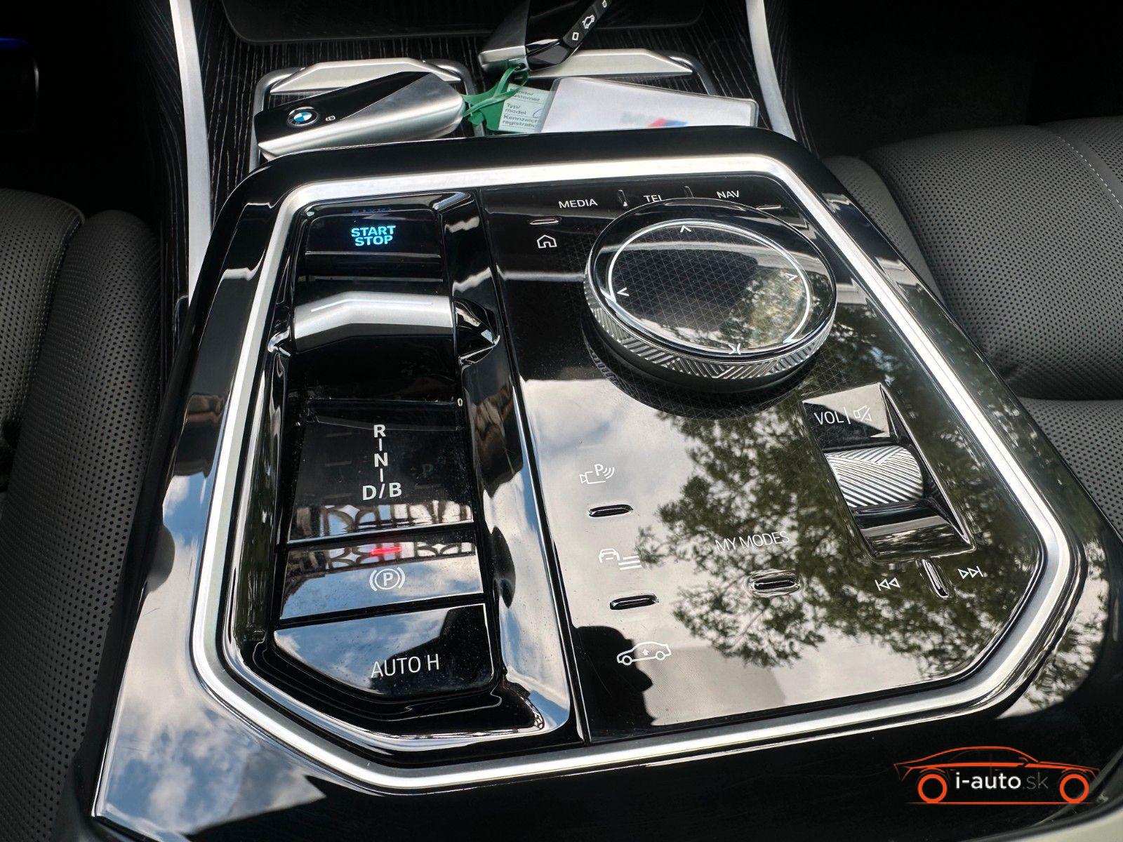 BMW i7 2023 na predaj – fotografia 19