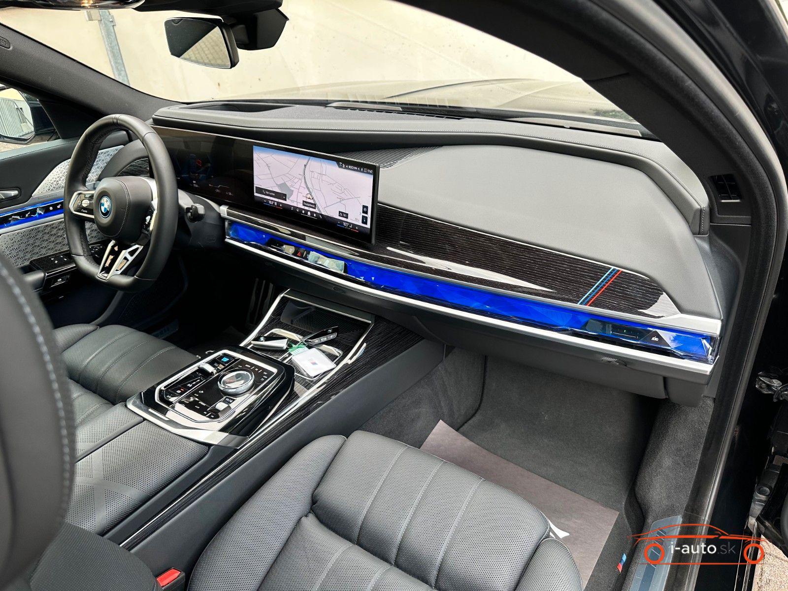 BMW i7 2023 na predaj – fotografia 27