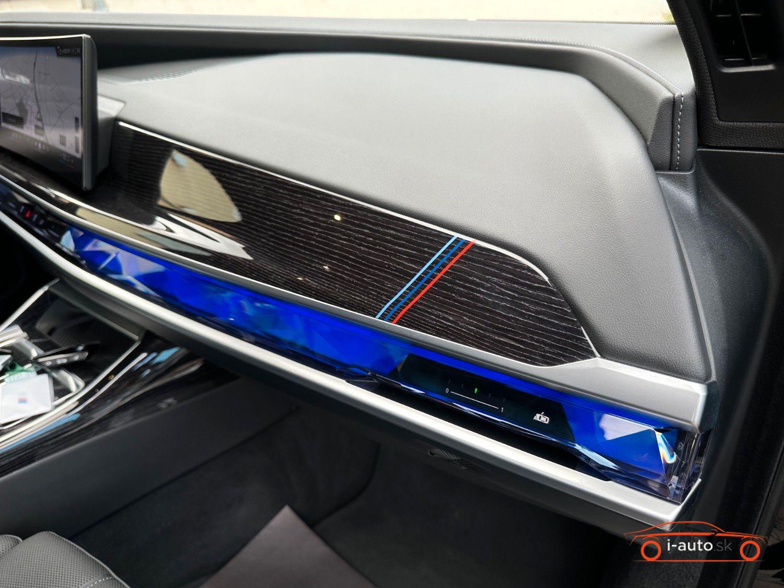BMW i7 2023 na predaj – fotografia 28