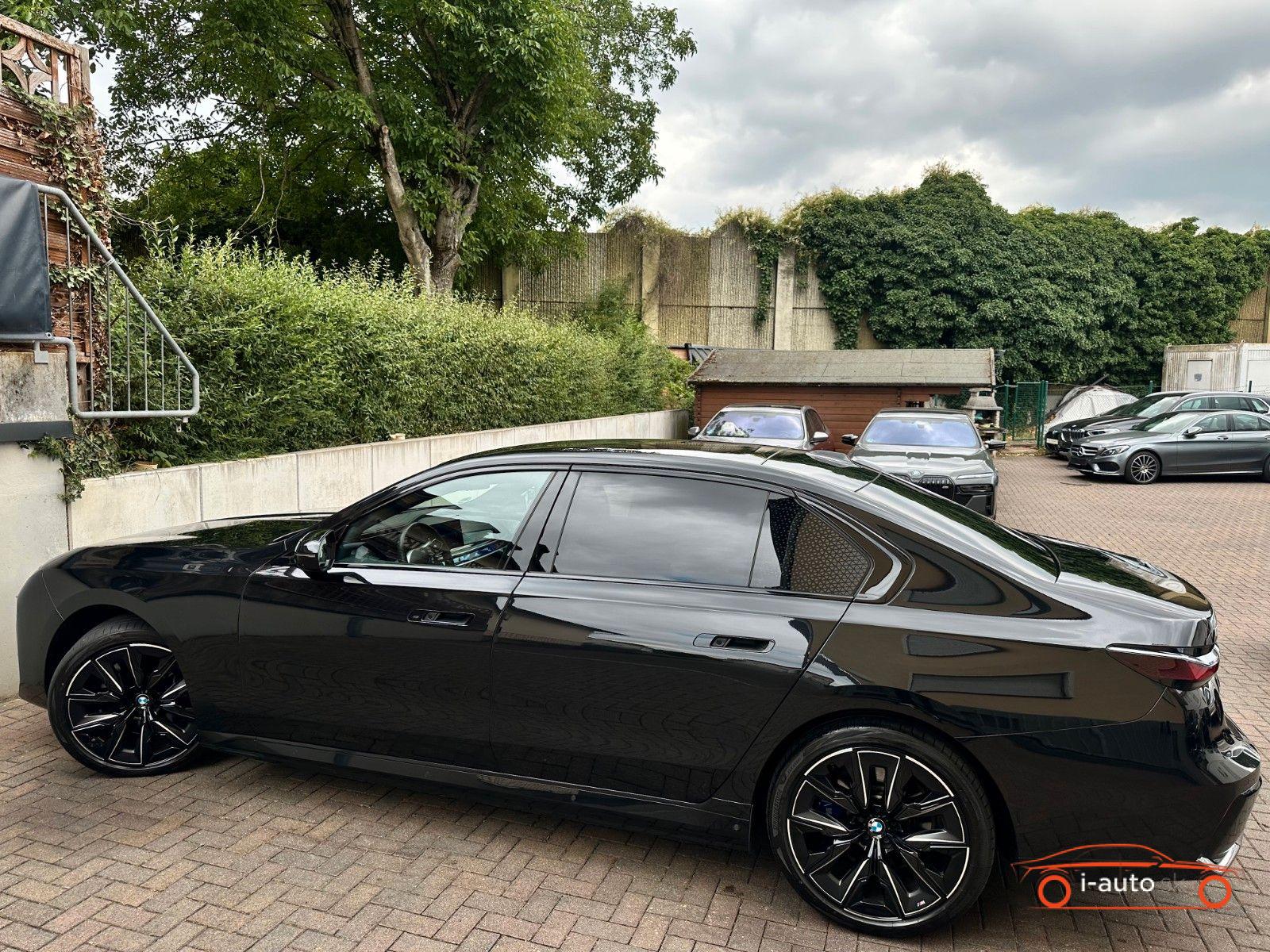 BMW i7 2023 na predaj – fotografia 30