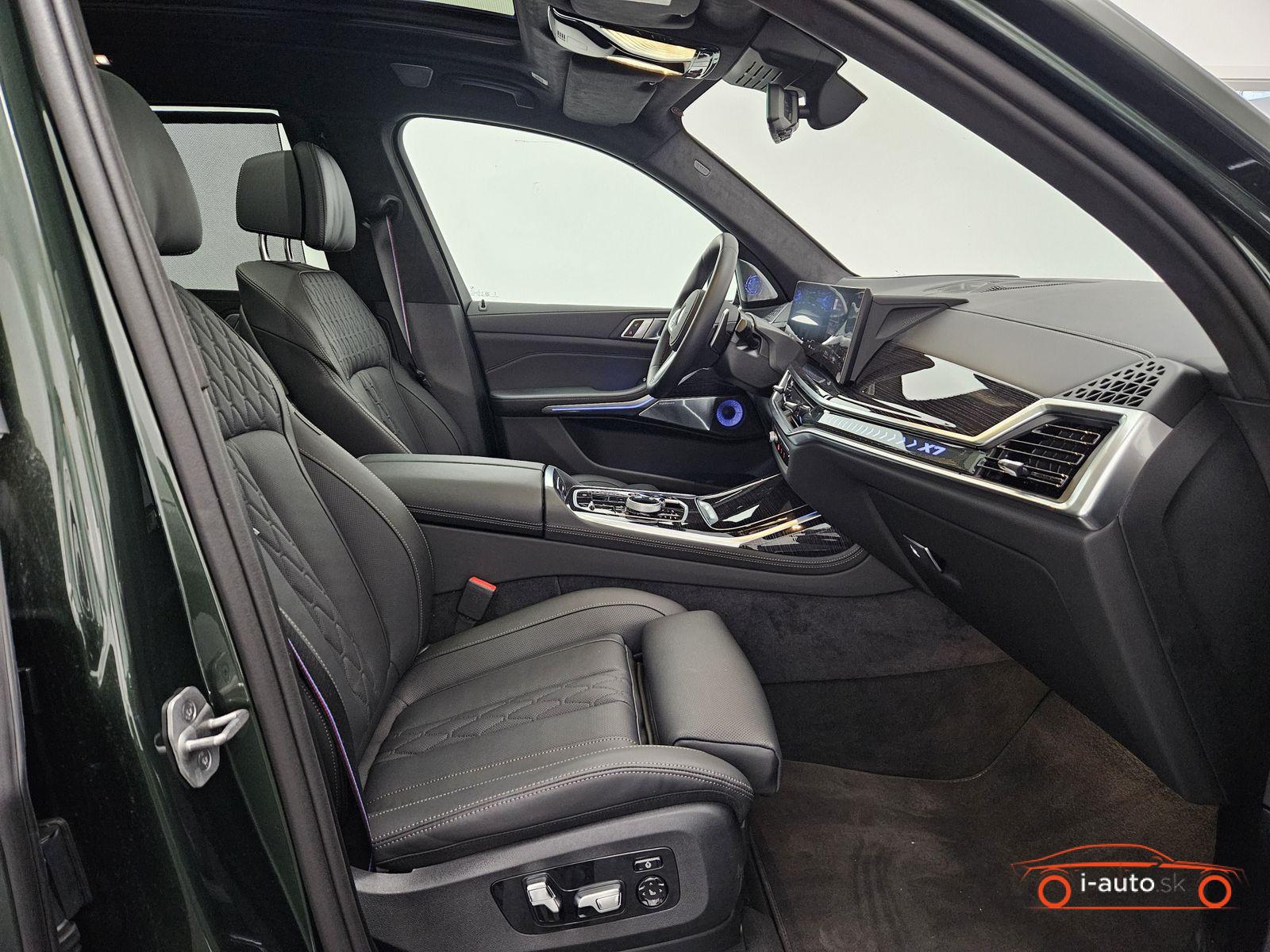 BMW X7 2025 na predaj – fotografia 11