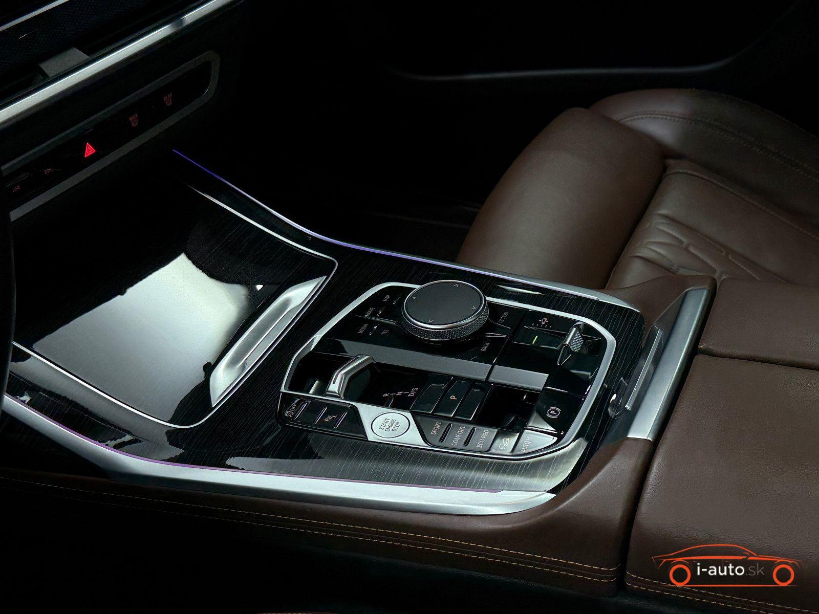 BMW X7 2023 na predaj – fotografia 25