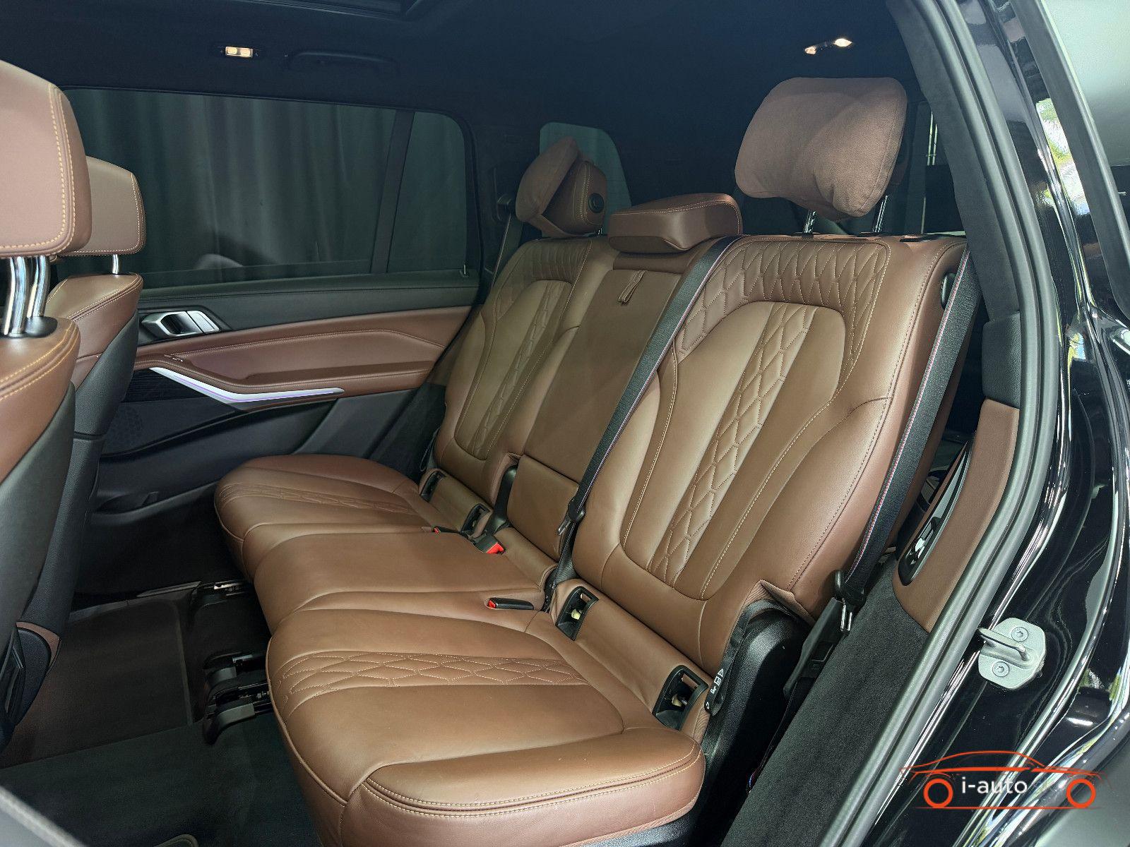 BMW X7 2023 na predaj – fotografia 36