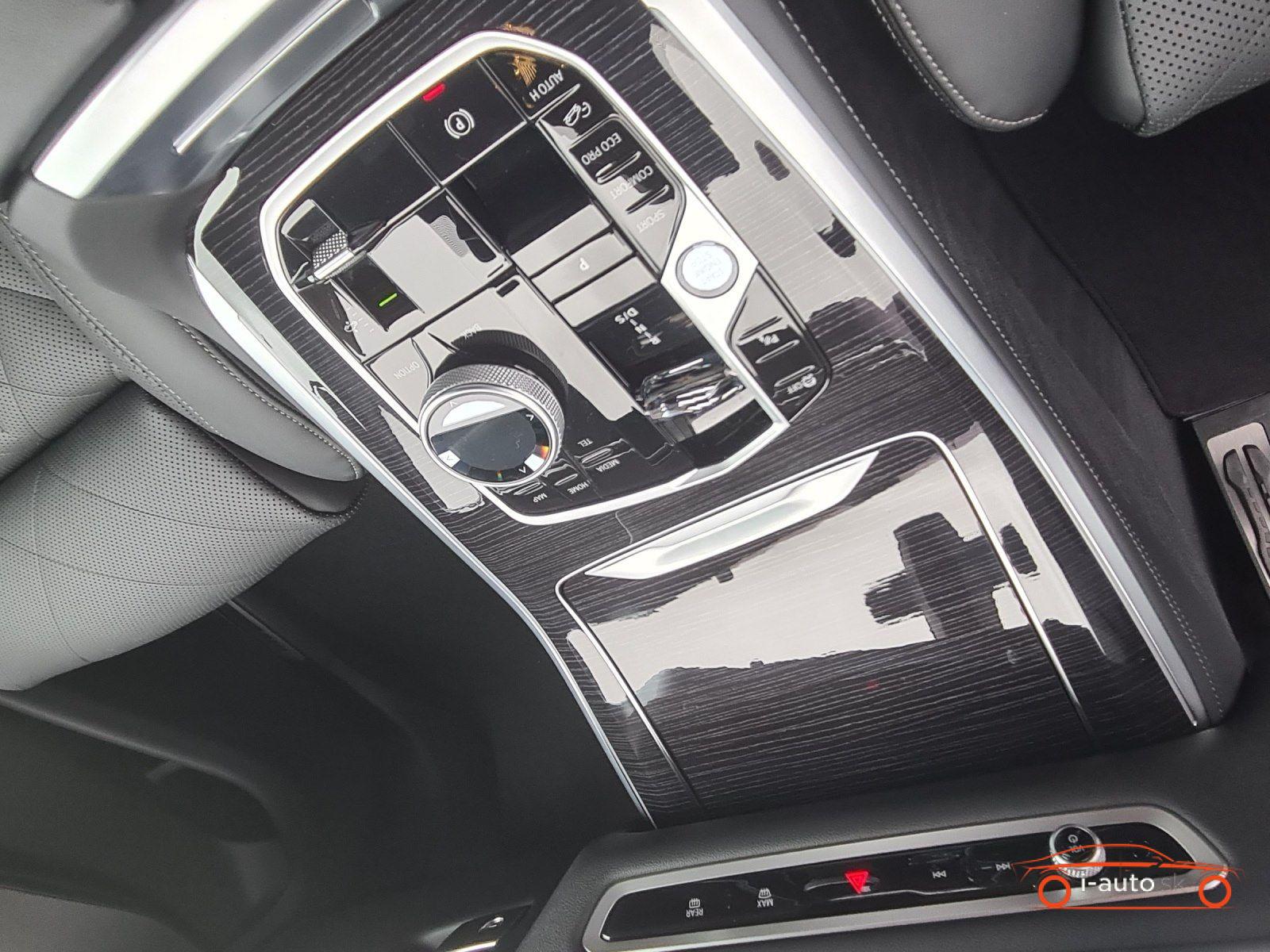 BMW X5 2025 na predaj – fotografia 12