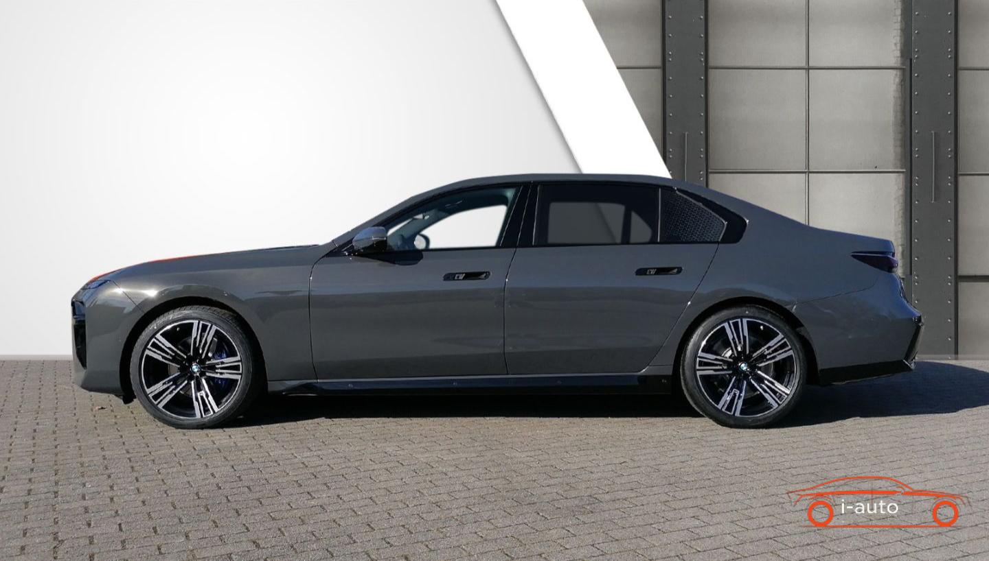 BMW Rad 7 2026 na predaj – fotografia 3