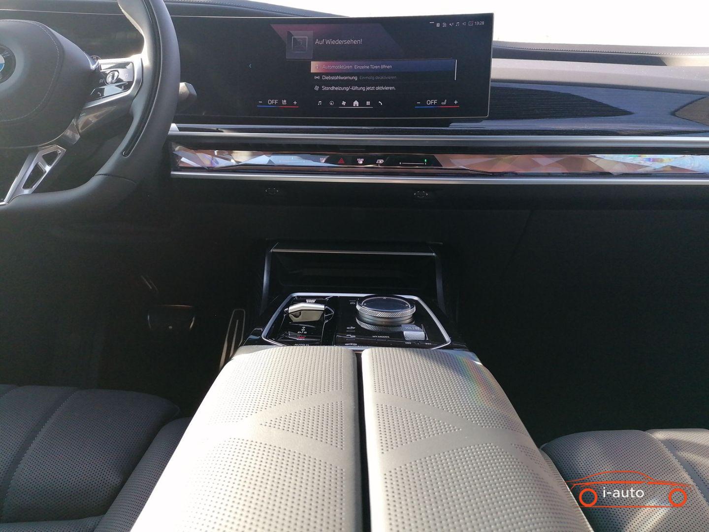 BMW Rad 7 2026 na predaj – fotografia 13