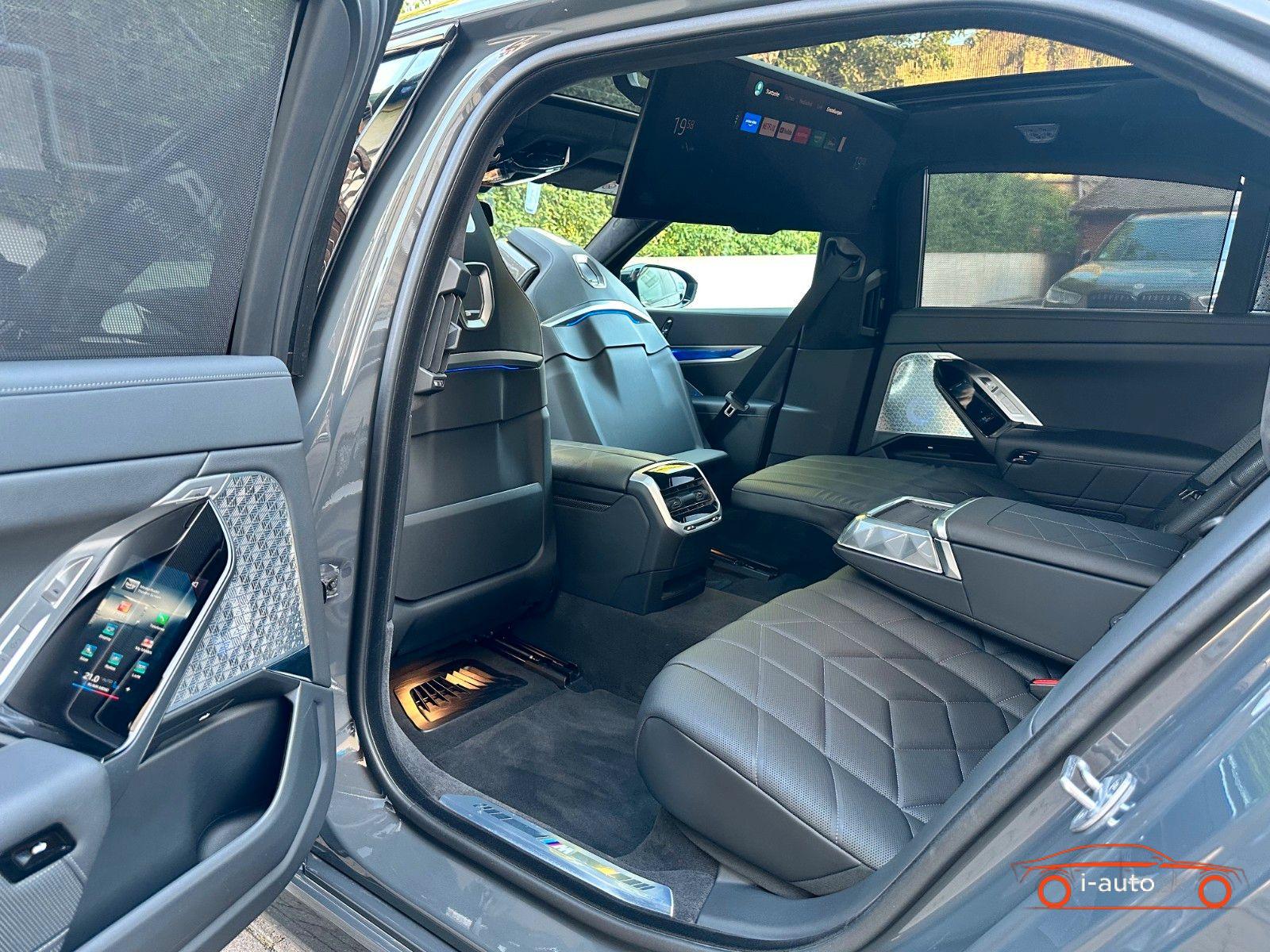 BMW i7 2023 na predaj – fotografia 36
