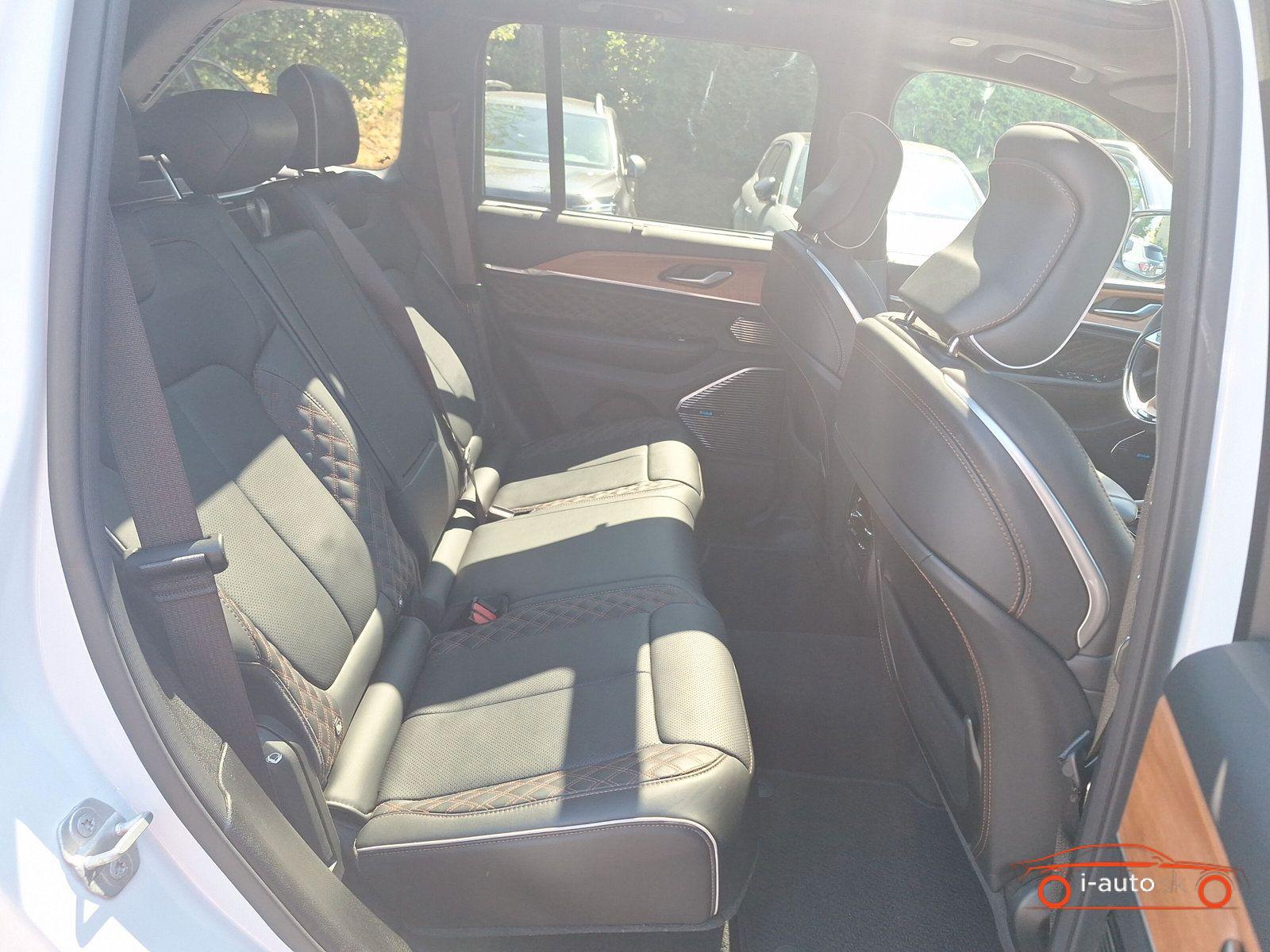 Jeep Grand Cherokee 2023 na predaj – fotografia 15
