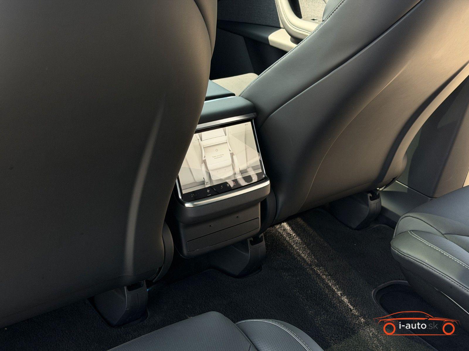 Tesla Model X 2022 na predaj – fotografia 14