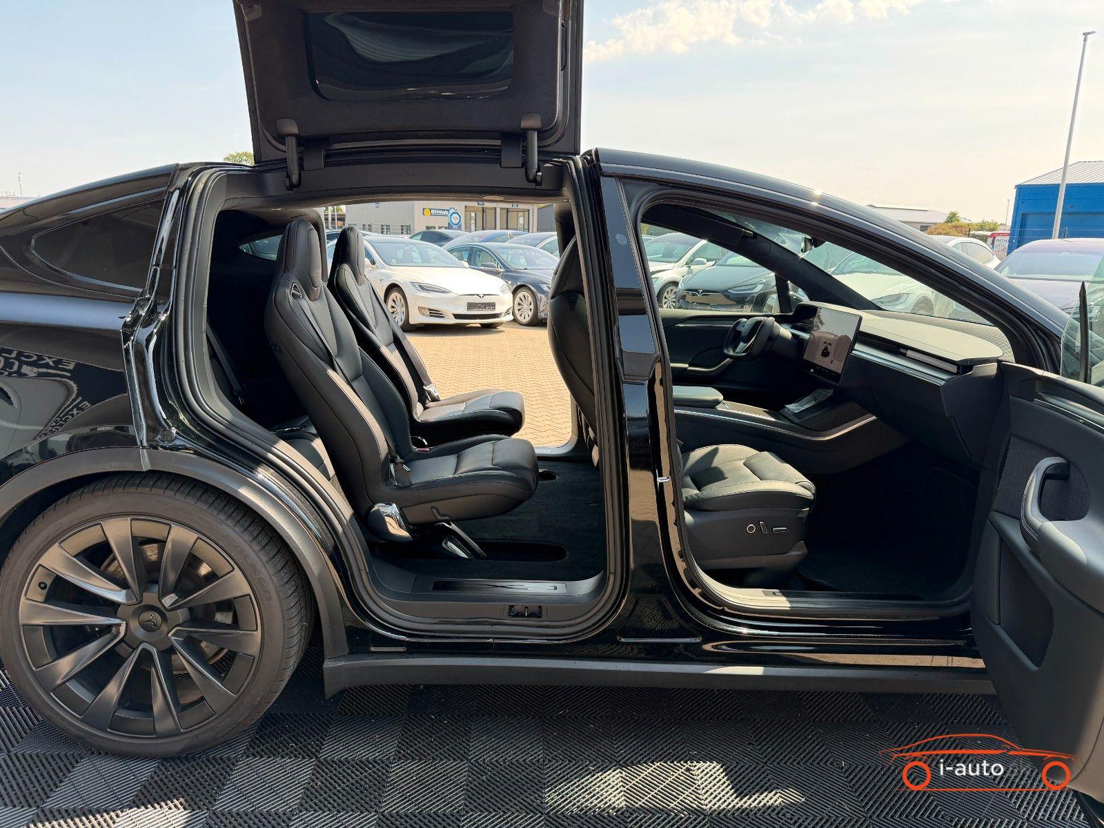 Tesla Model X 2022 na predaj – fotografia 18