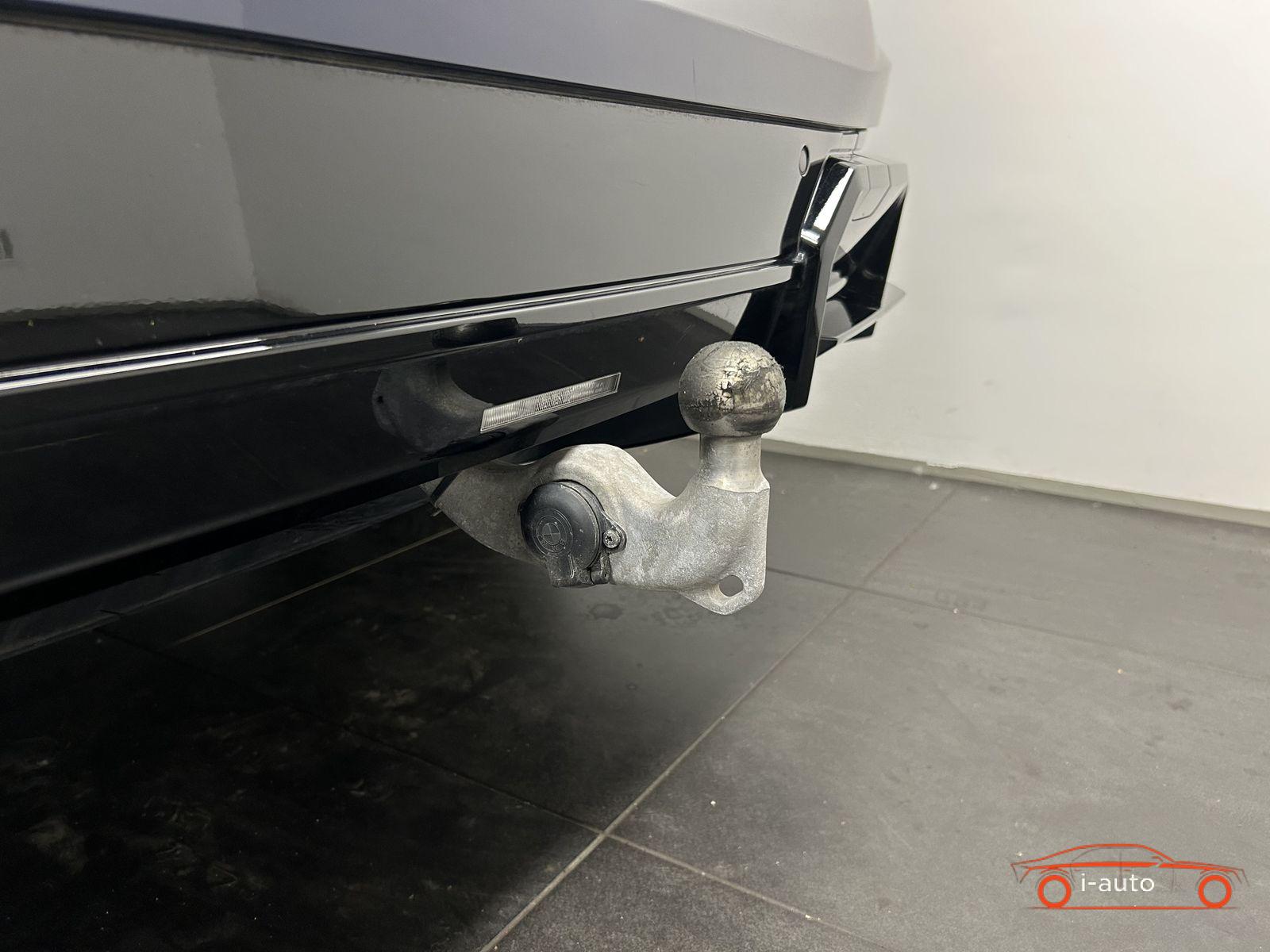 BMW iX 2025 na predaj – fotografia 13
