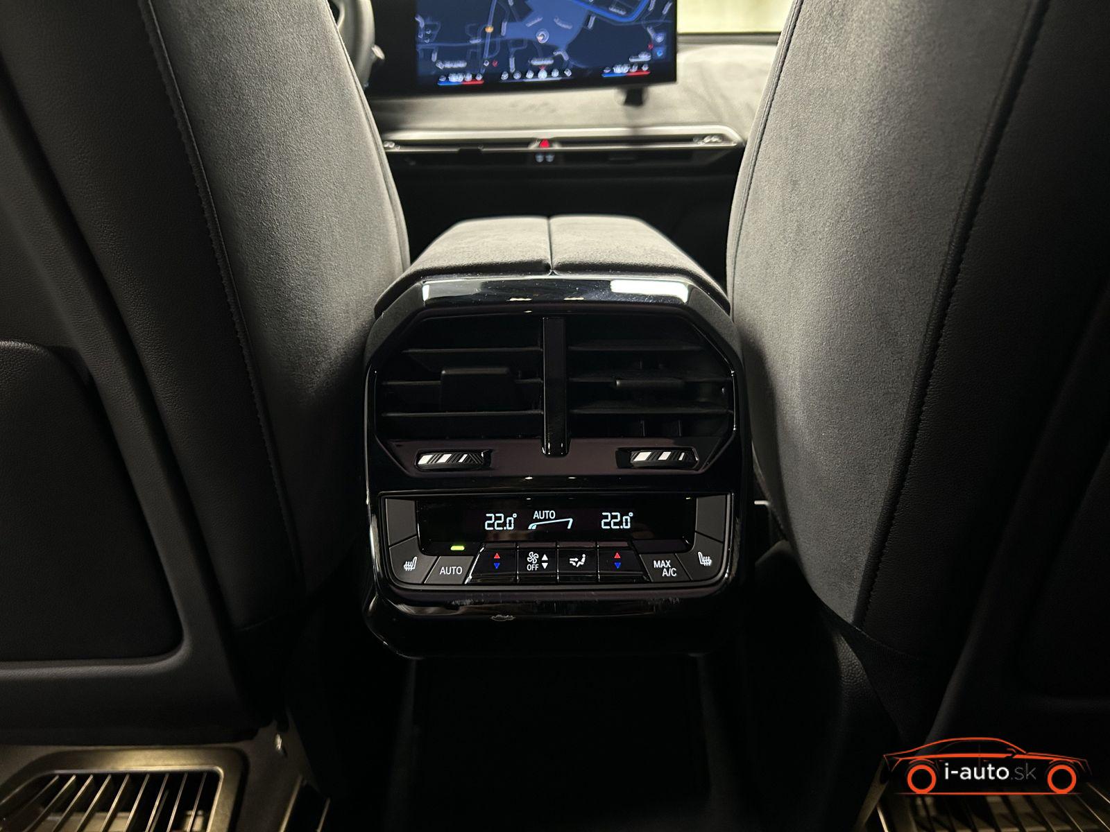 BMW iX 2025 na predaj – fotografia 20