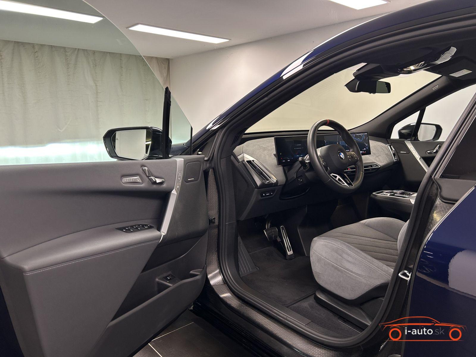 BMW iX 2025 na predaj – fotografia 30