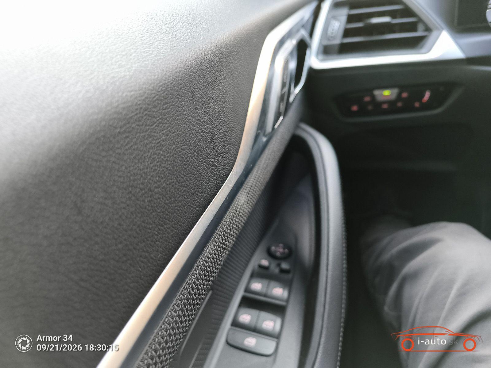BMW i4 2023 na predaj – fotografia 19