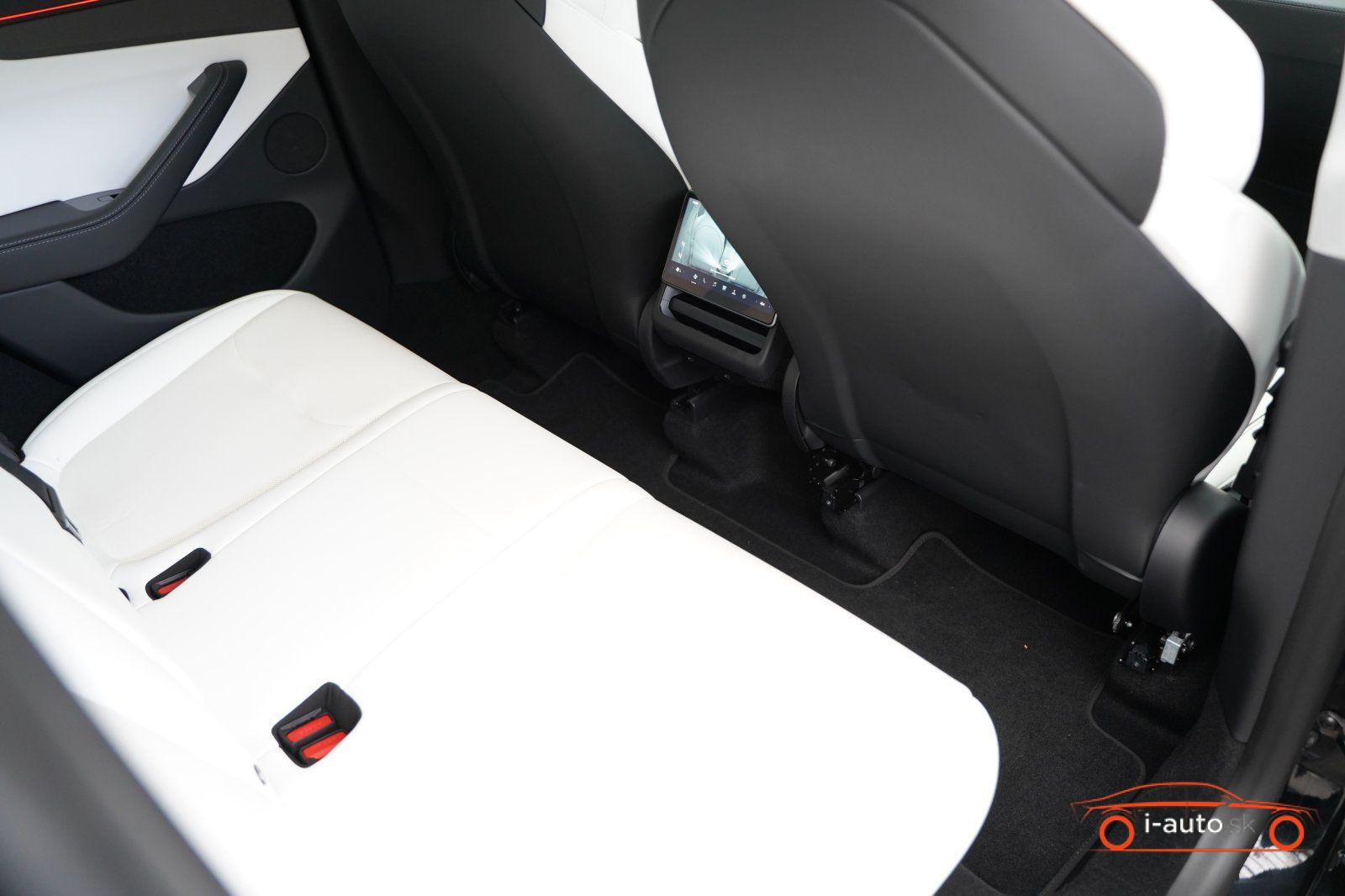 Tesla Model Y 2025 na predaj – fotografia 25