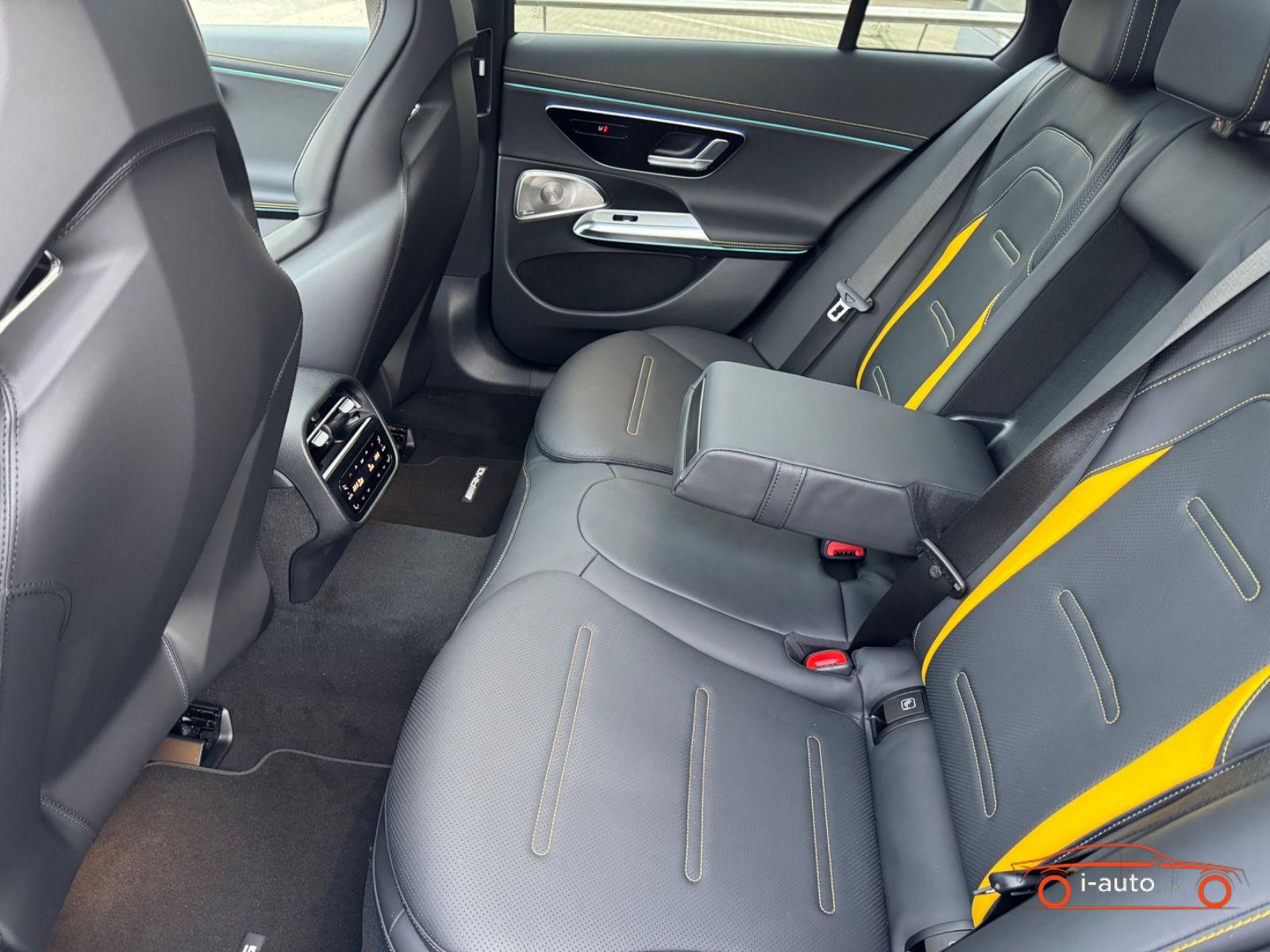 Mercedes-Benz E 2026 na predaj – fotografia 38