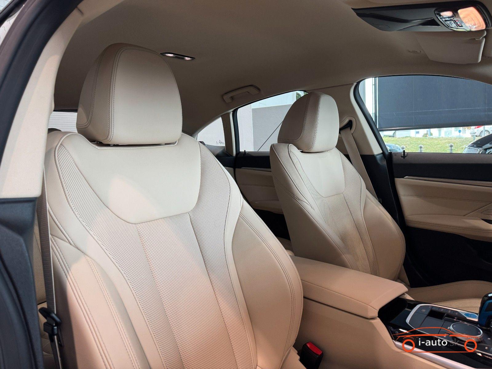 BMW i4 2022 na predaj – fotografia 20