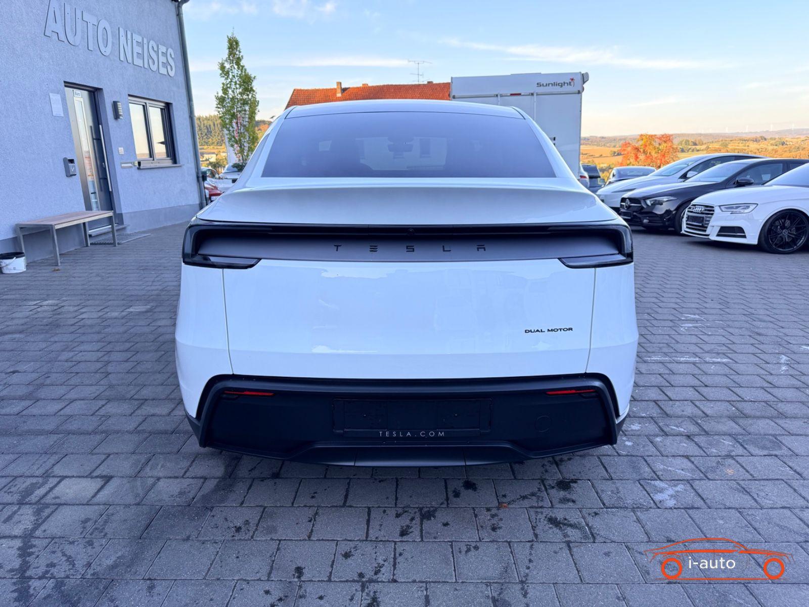 Tesla Model Y 2026 na predaj – fotografia 4