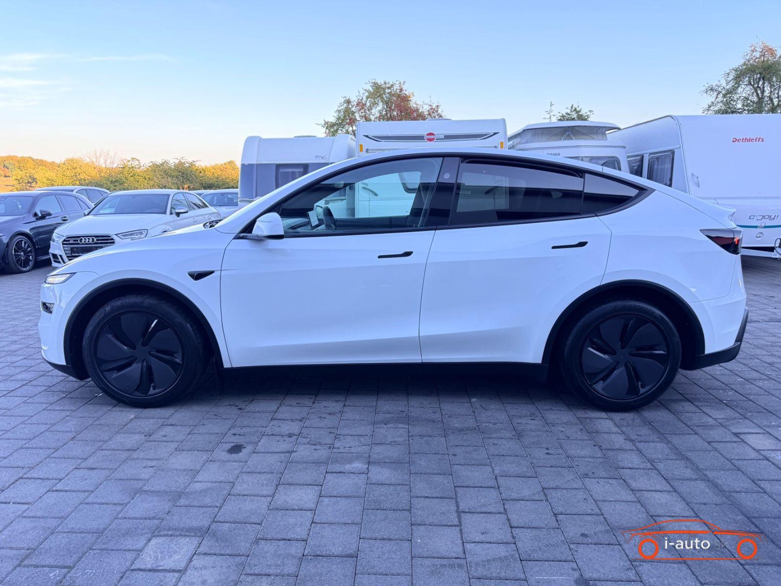 Tesla Model Y 2026 na predaj – fotografia 6