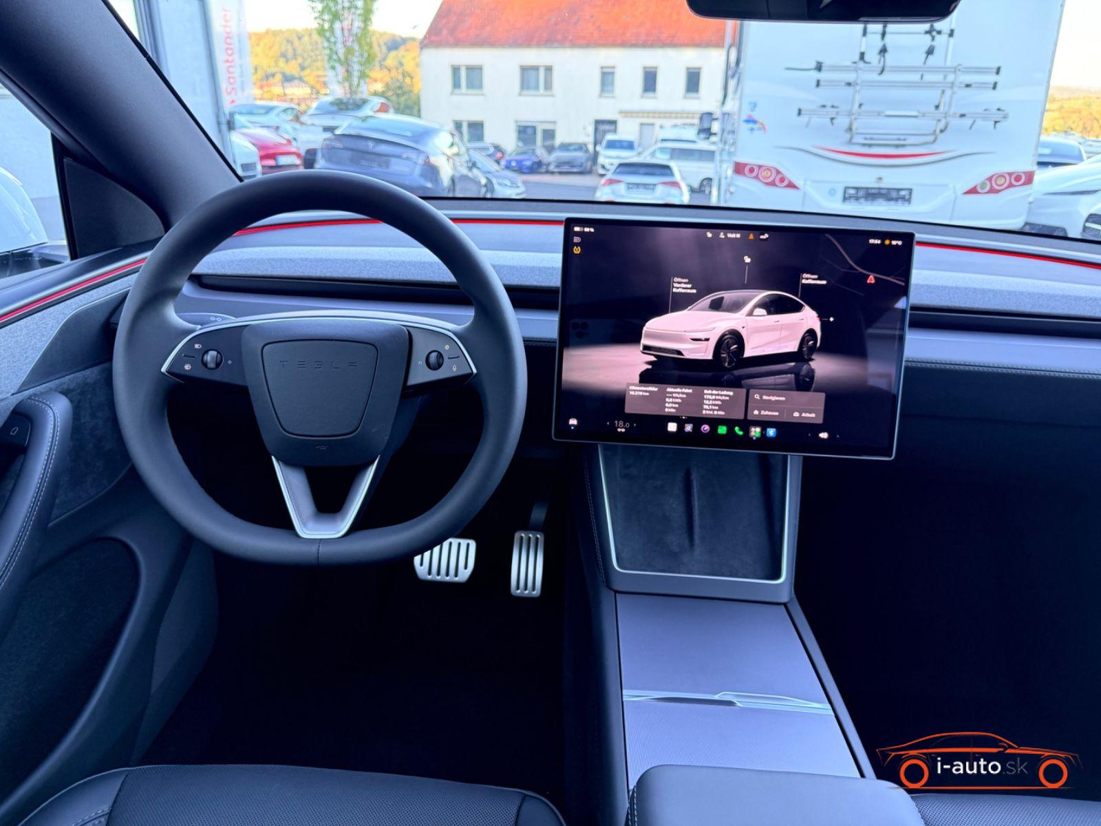 Tesla Model Y 2026 na predaj – fotografia 18