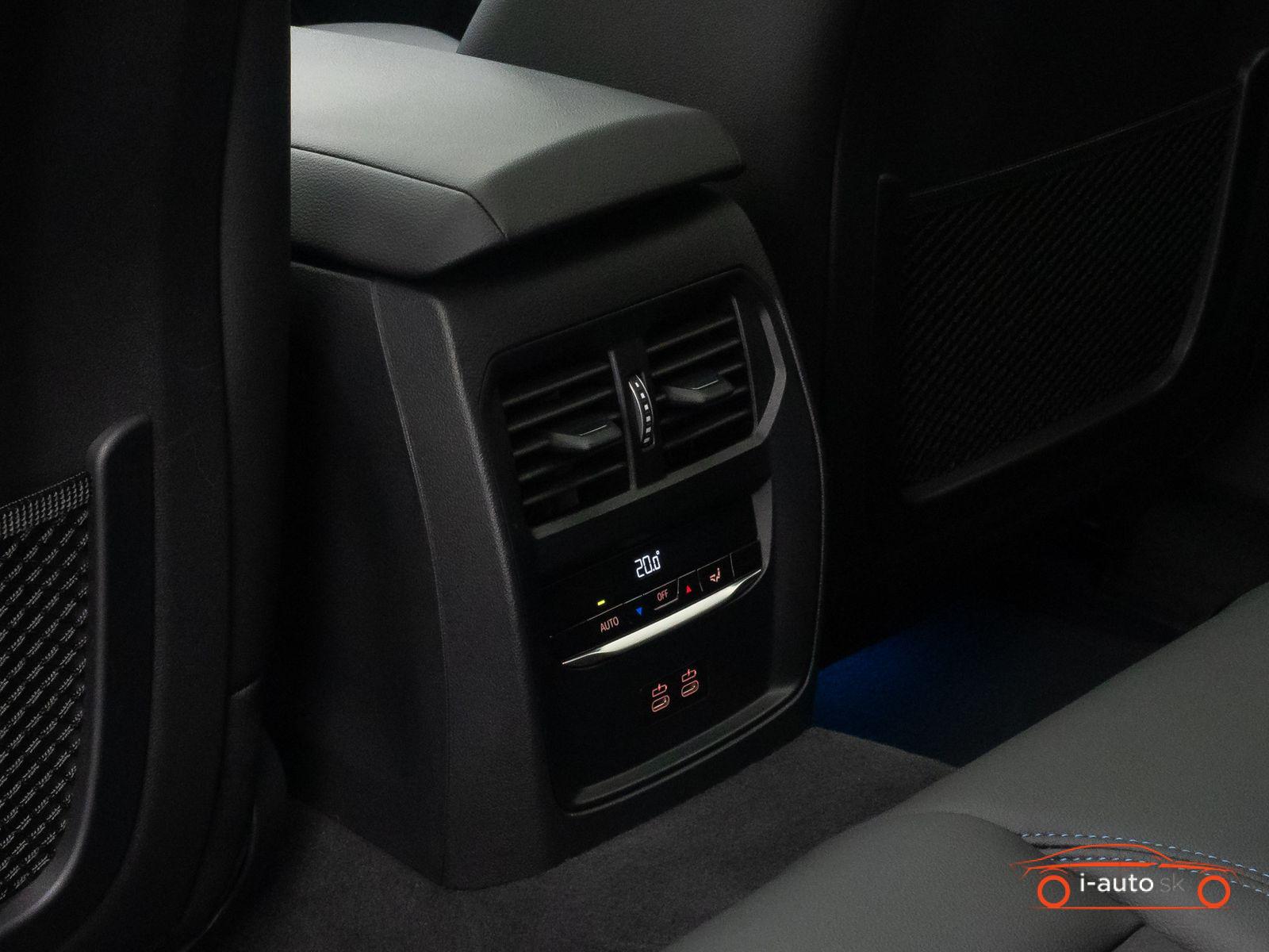 BMW i4 2023 na predaj – fotografia 28