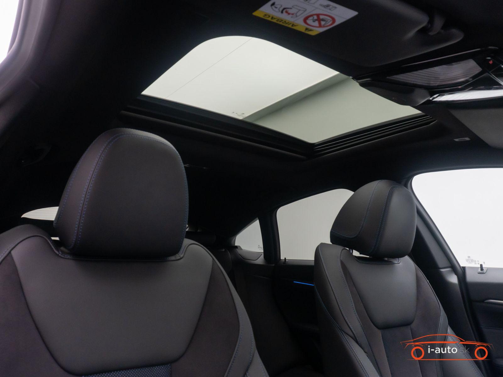 BMW i4 2023 na predaj – fotografia 30
