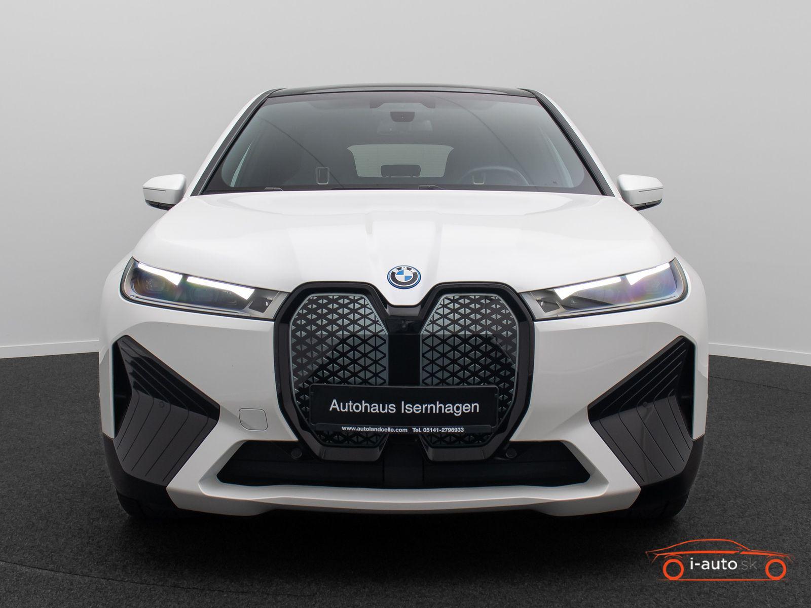 BMW iX 2023 na predaj – fotografia 2