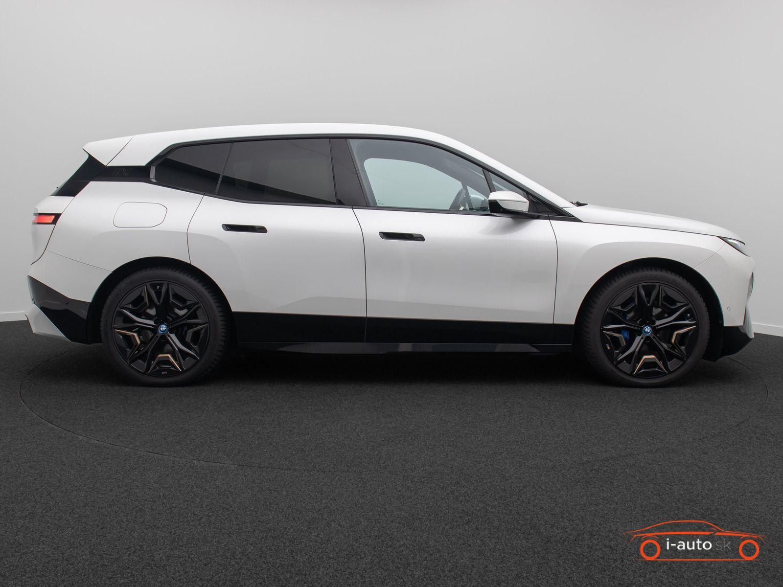 BMW iX 2023 na predaj – fotografia 5