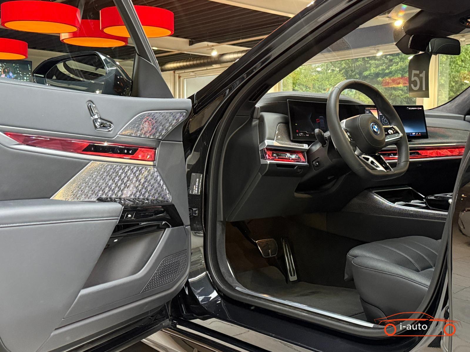 BMW Rad 7 2023 na predaj – fotografia 8