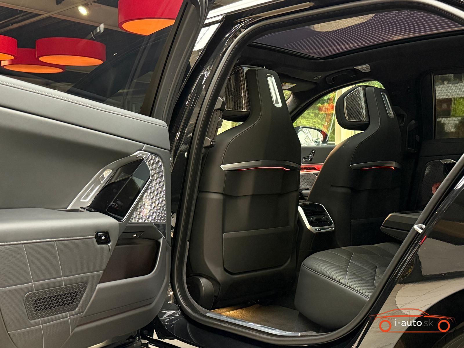 BMW Rad 7 2023 na predaj – fotografia 23