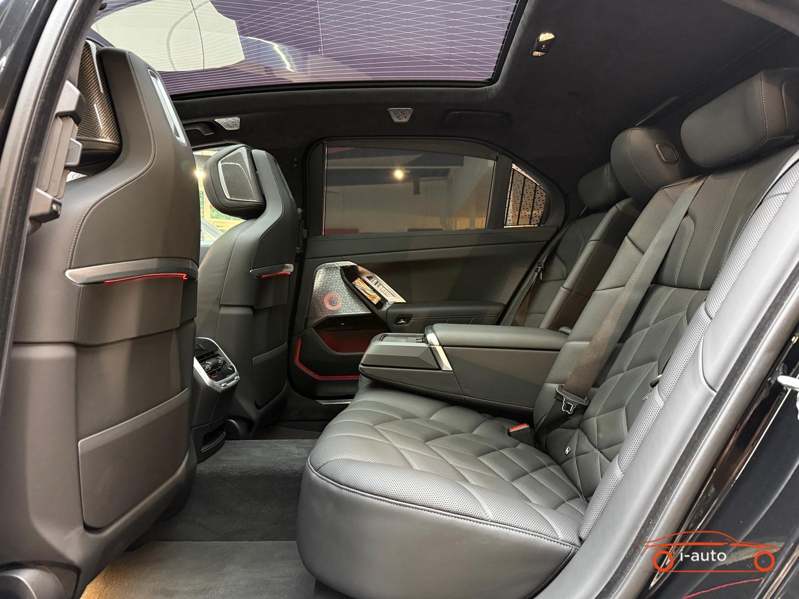 BMW Rad 7 2023 na predaj – fotografia 27