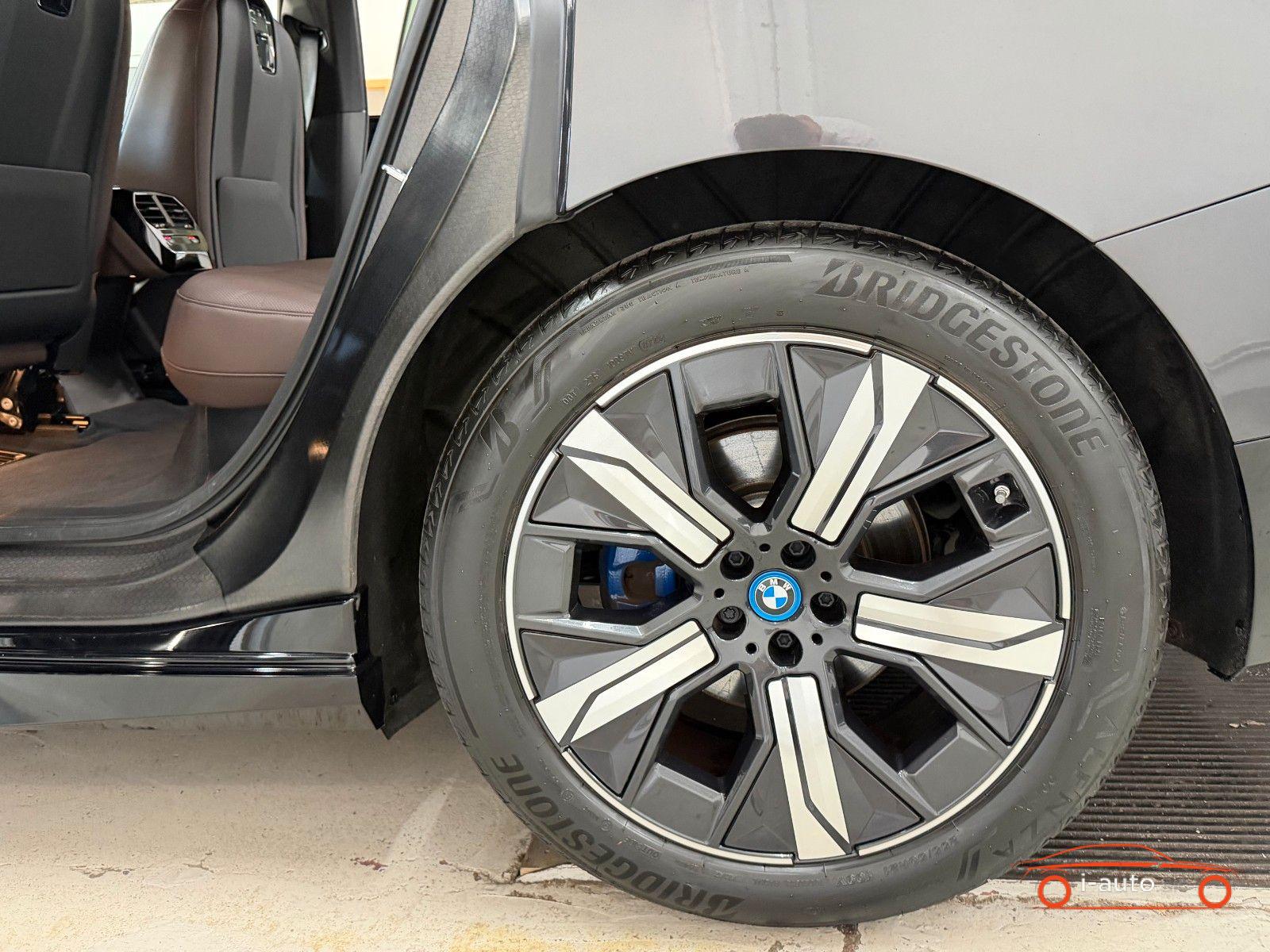 BMW iX 2023 na predaj – fotografia 19