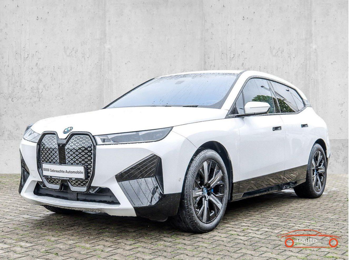 BMW iX