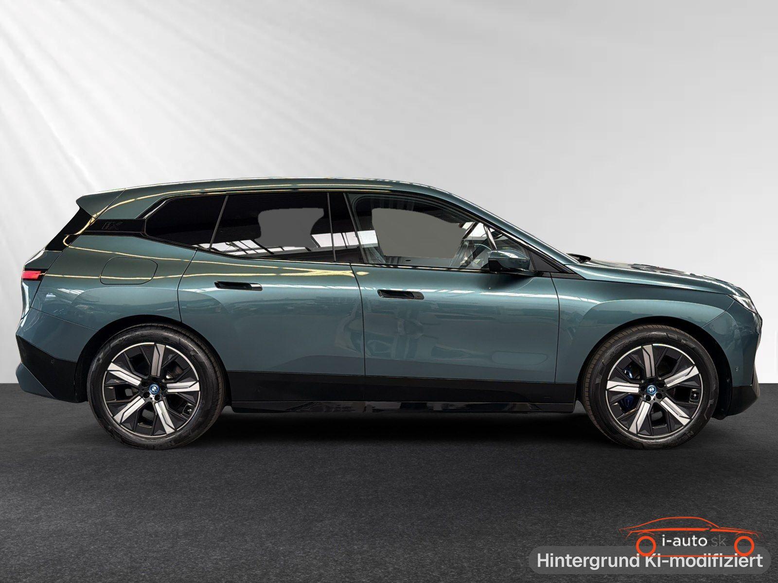 BMW iX 2023 na predaj – fotografia 2