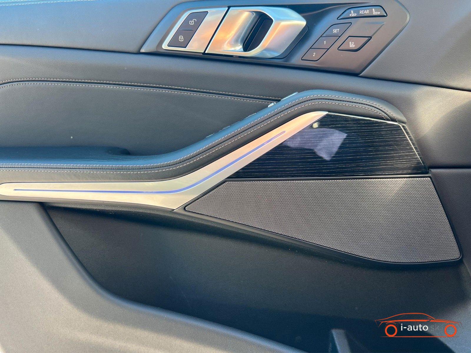 BMW X7 2023 na predaj – fotografia 21