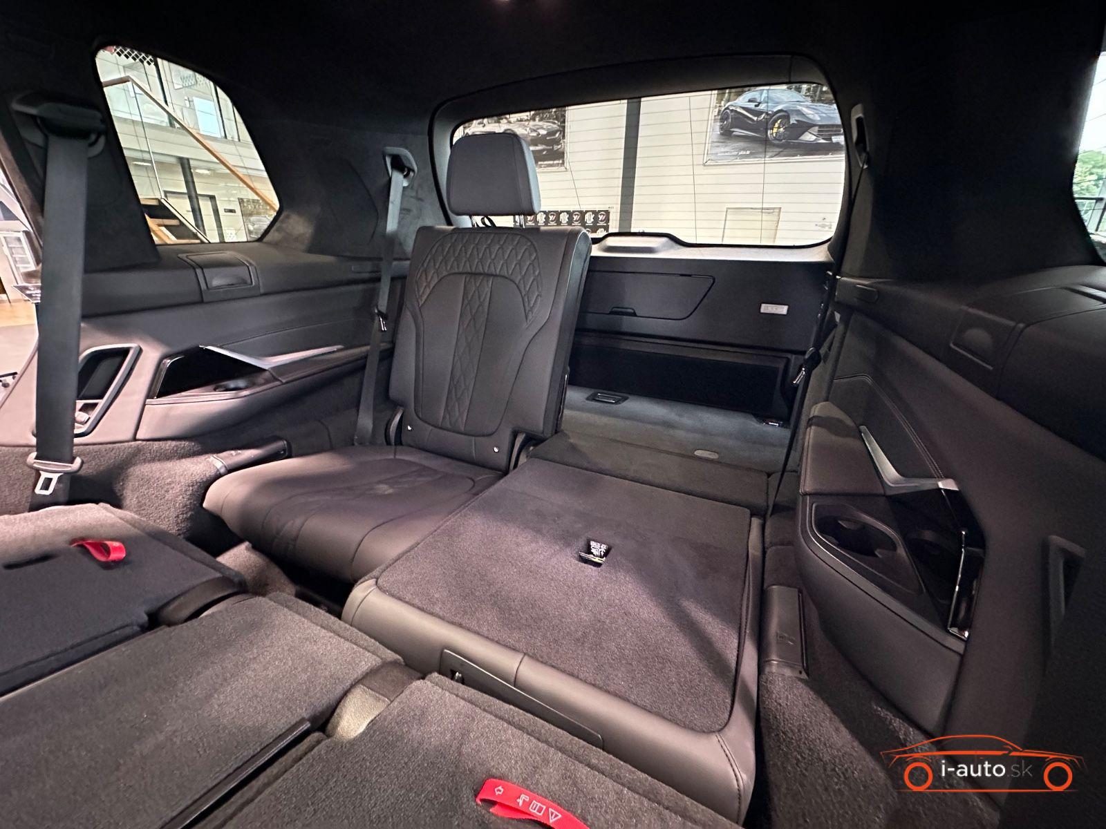 BMW X7 2022 na predaj – fotografia 25