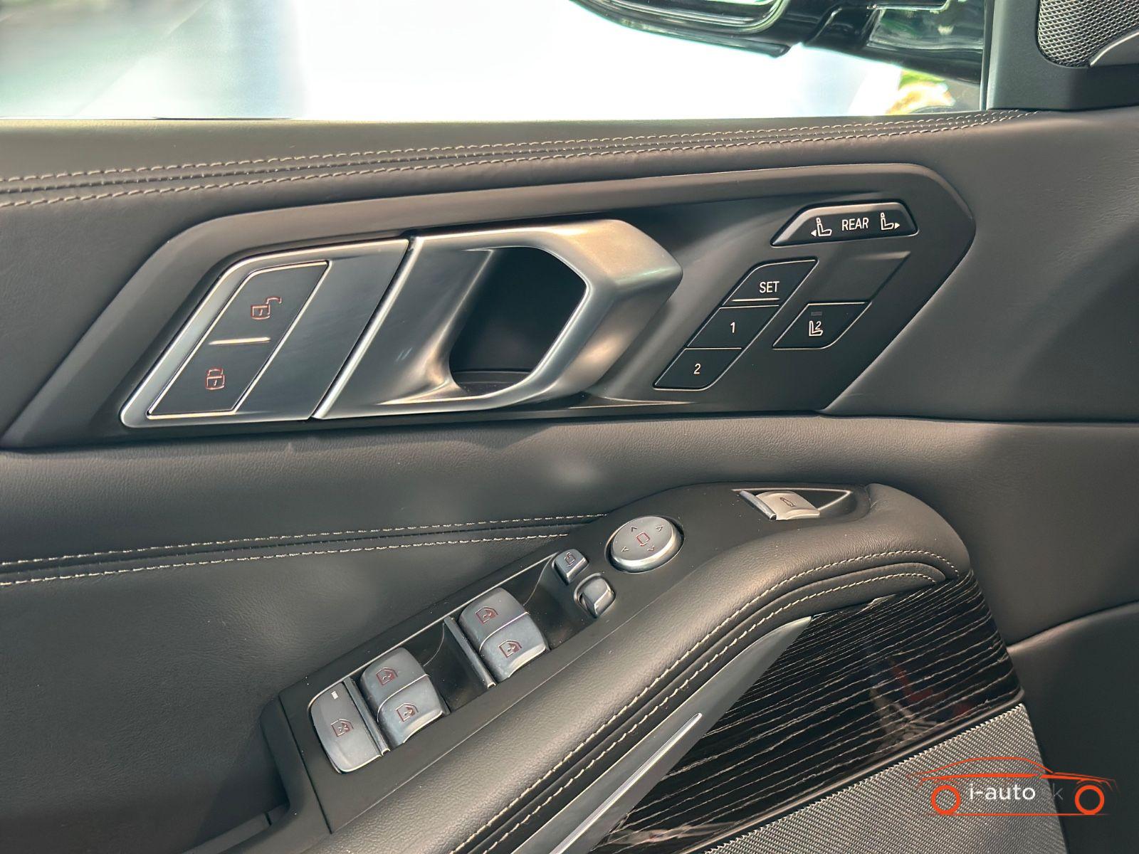 BMW X7 2022 na predaj – fotografia 36