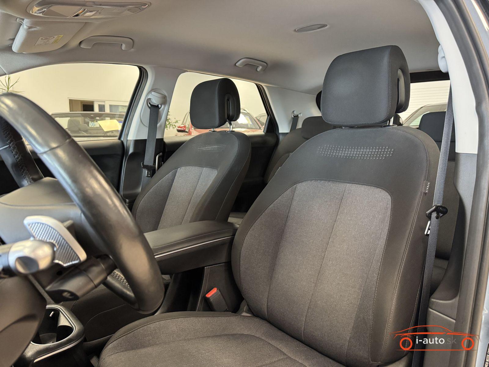 Hyundai Ioniq 5 2023 na predaj – fotografia 12