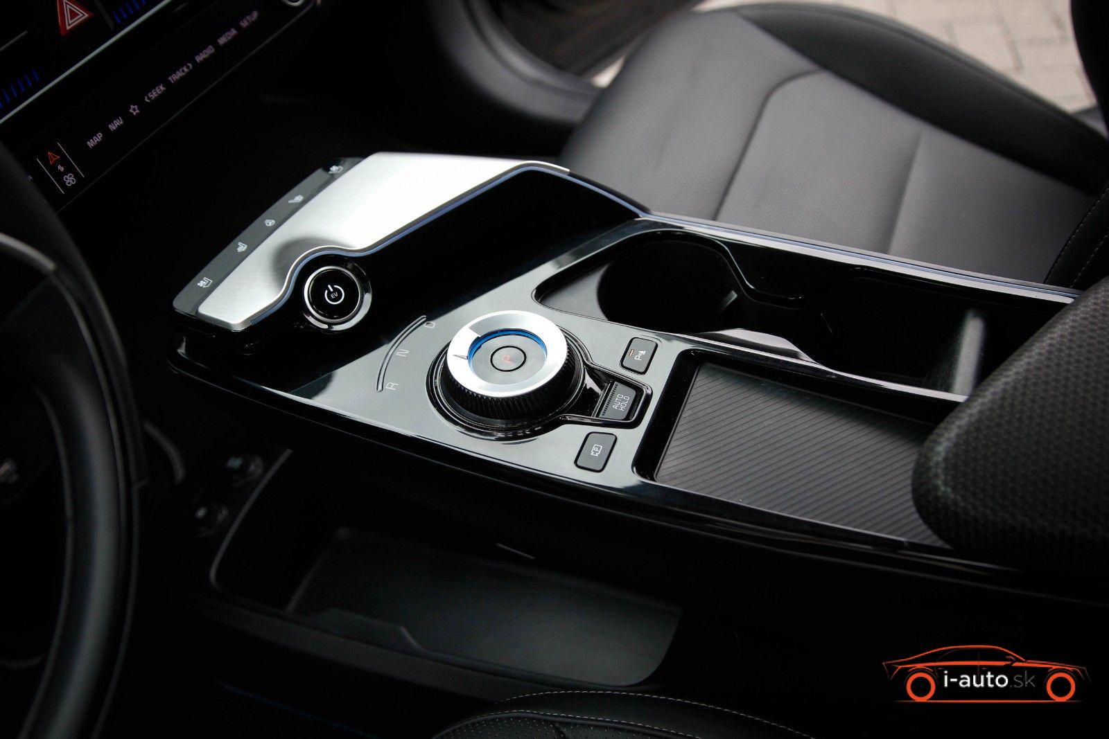 Kia EV6 2021 na predaj – fotografia 12