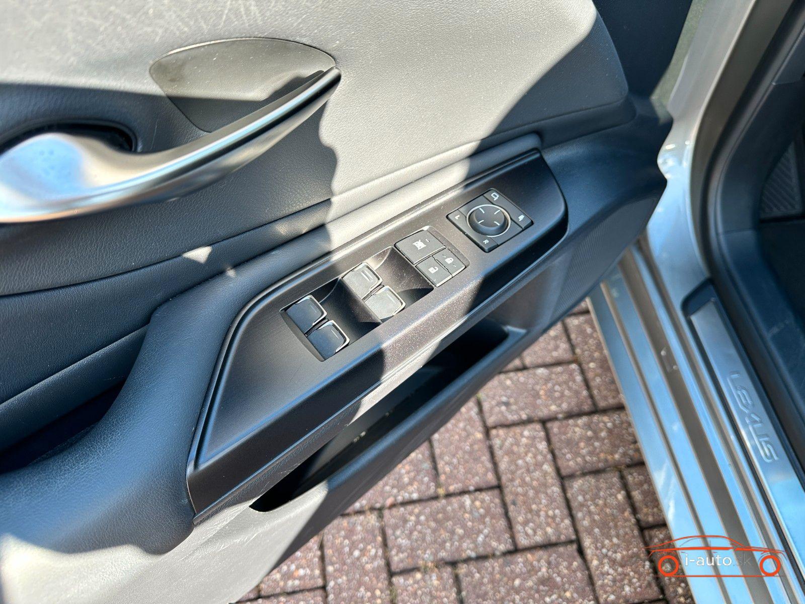 Lexus ES 2021 na predaj – fotografia 9
