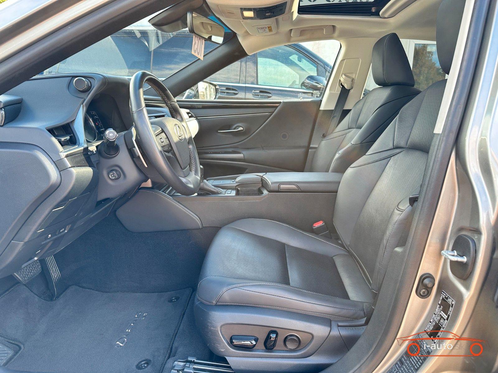 Lexus ES 2021 na predaj – fotografia 12
