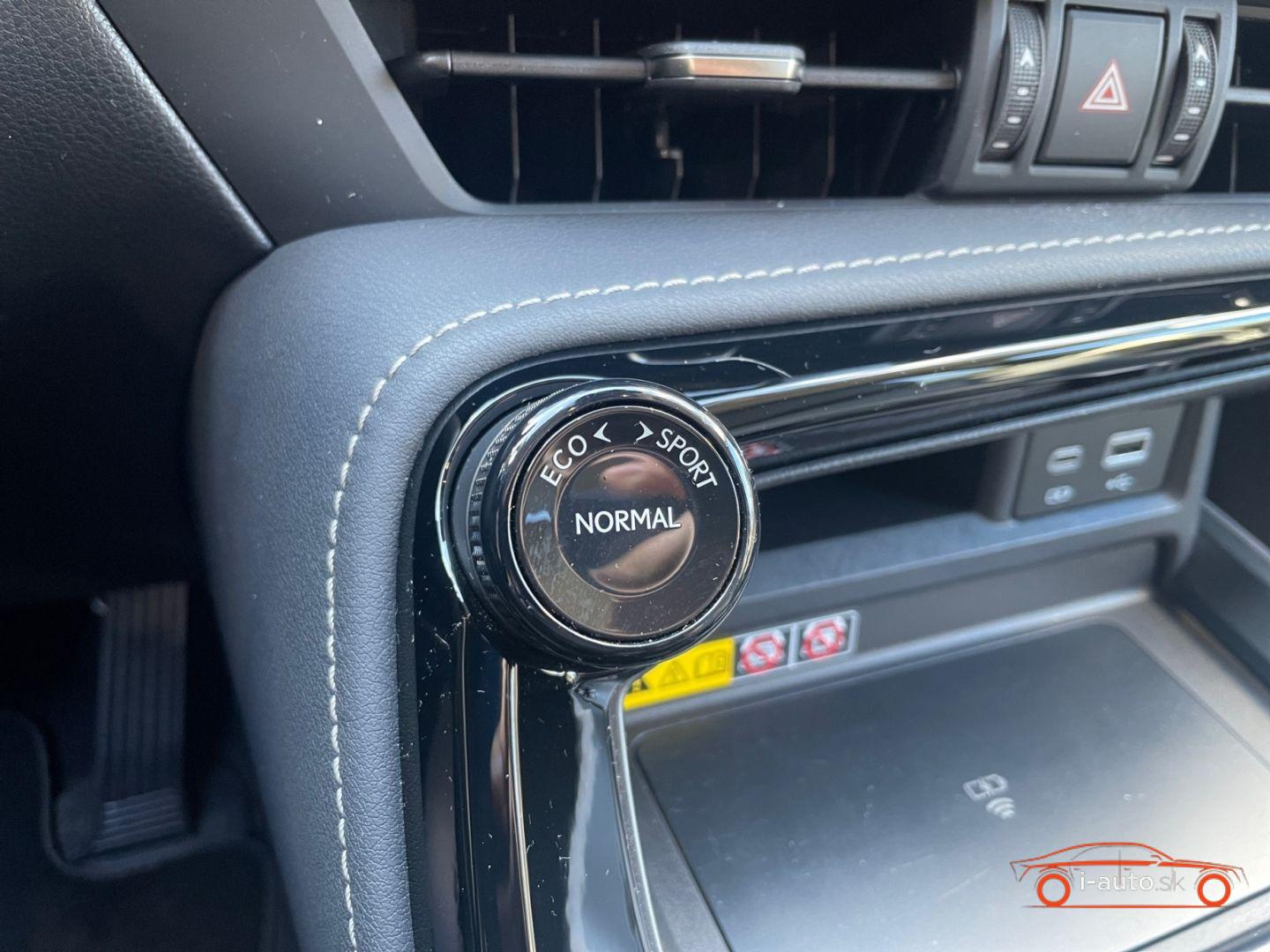 Lexus NX 2025 na predaj – fotografia 25