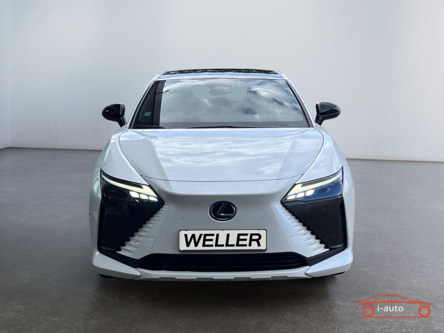 Lexus RZ